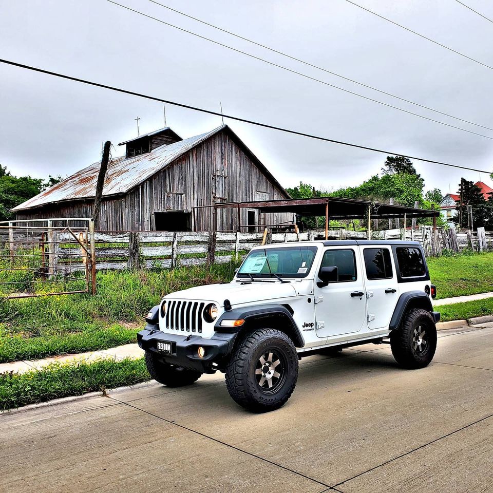 Custom Jeeps Red River 4x4