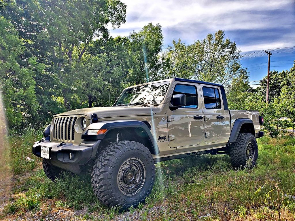 Custom Jeeps Red River 4x4